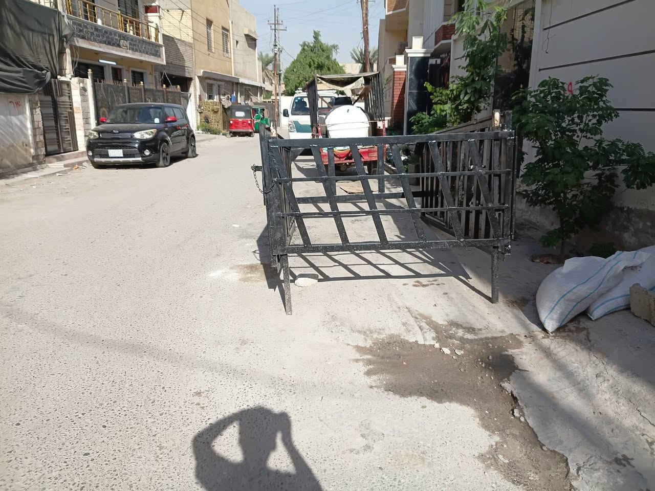 سلام عليكم 
محجر كيه نثيه ٧ جنكال نقصه رباط السعر ١٧٠ وبيه مجال بسيك العنوان بغداد الدوره شارع ٦٠
***********
