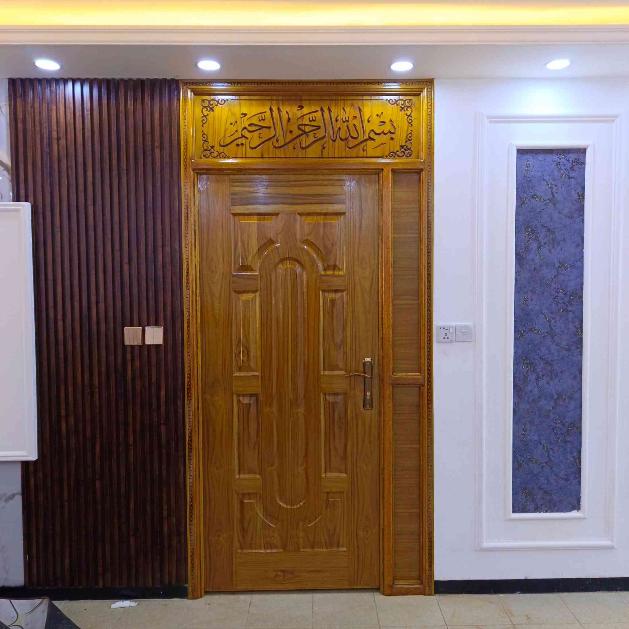 السلام عليكم
أبواب قواطع بين صالة ومطبخ
أبو سجاد النجار ***********
نجارة عامة
