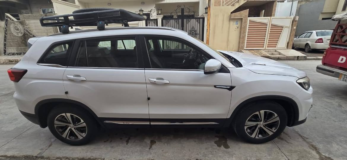 اسلام وعليكم سياره شانجان cs75 سعر 120$
المواصفات الداخليه
بصبه تشغيل
بصمه ابواب
تبريد 2 قطع 
تبريده ثلج 
شاشه اندرويد كبيره لمس
شاشه تفاعله 
wifl. 
مثبت سرعه
تحكم ستيرن 
اتو هولد
سايد بريك دكمه 
ثلاجه مثروبات 
مرايه كهربائيه 
جام كهربائي
عدد 8 قطع يرباك (وسائد هوائيه)
5مكبرات صوت 
نضام إنذار 
نضام ملاحه(GPS) 
مواصفات الخارجيه
قماره بانوراما
أضواء LED
اضواءزنون
حساسات ضغط الطارات
حساسات صطفاف 
كاميره خلفيه 
جناح خلفي 
ويل كب عدد4
اشاير بل مري
مري شفط 
اريل قرش (نفكيشن) 
مواصفات المكينه محرك 
cc1,800 تيربو 
4سلندر
كير وتو ماتيك
ماشيه 177الف
مكاني بغداد 
تواصل ***********
