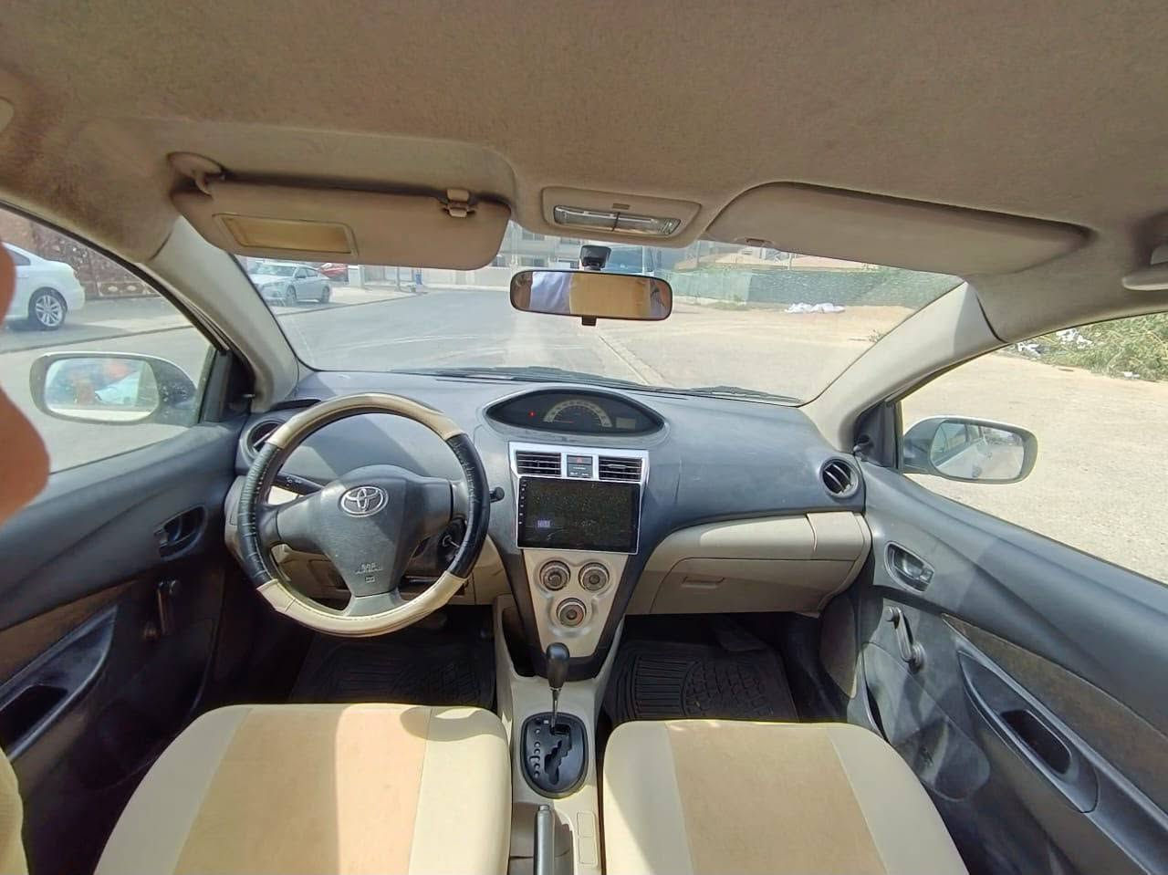 یارس 2007
خلیجی گێڕ تۆماتیک
2 پارچە بۆیاغی هەیە
گێڕ و مەکینە و تەبرید بەشەرت
تحویل و غەڕامە بەشەرت
سەیارەکە هەموو شتی نوێکراوەتەوە
سعری 70 وەڕەقە و مجال
*********** أربيل, العراق
