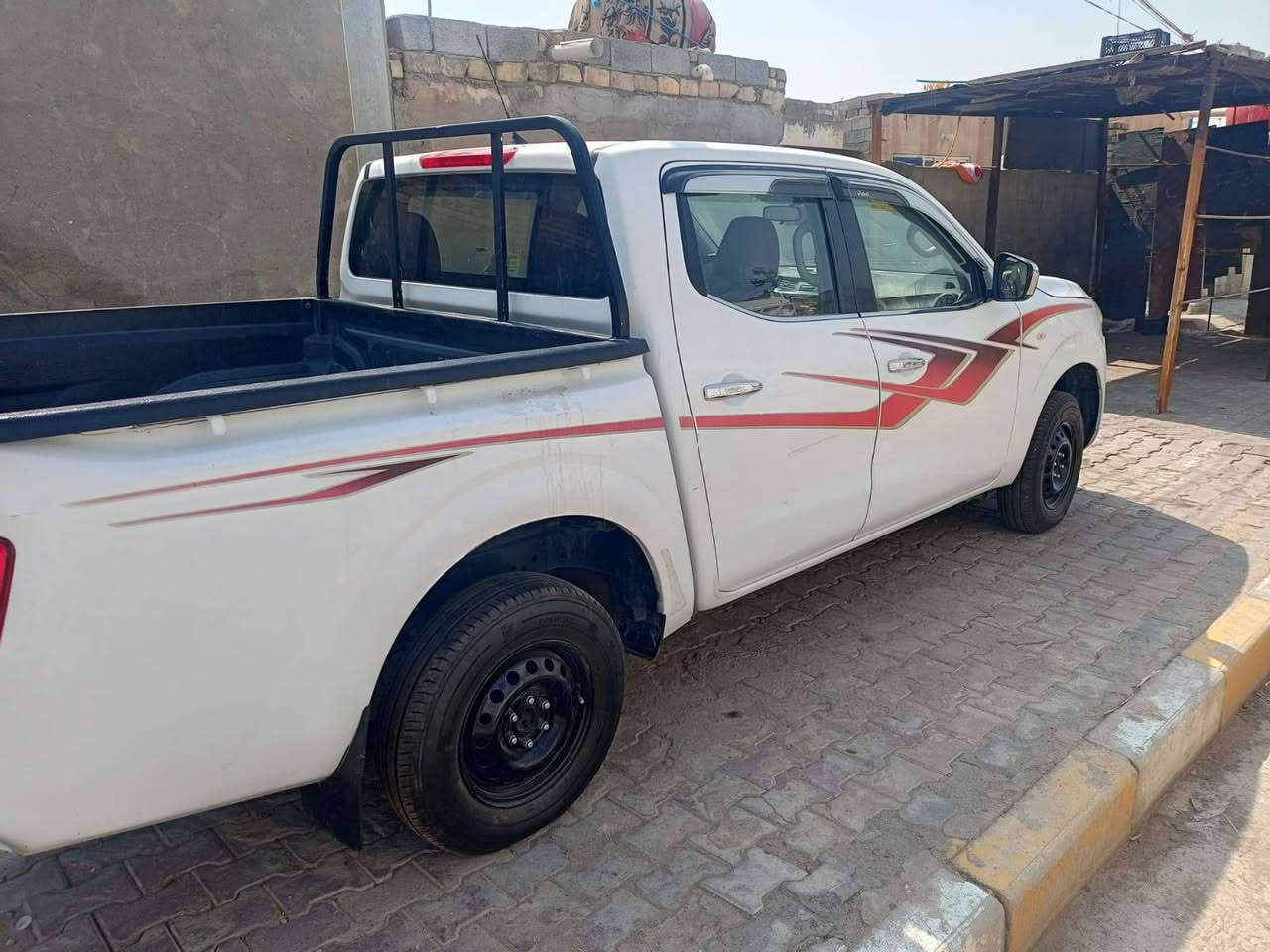 لبيع نيسان مديل ١٦ كيرعادي مكفوله عنوان ميسان مشرح سعر135 رقم لهاتف ***********
