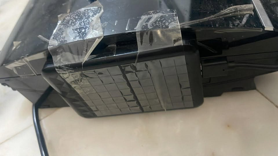 ***********
للبيع بلي 3 مامفتوح كامل ملحقات جوستكات 2
المكان عفك

