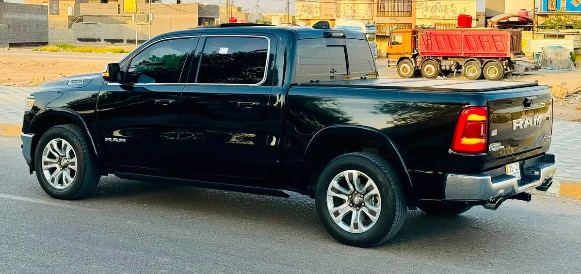 رام 2023 لونك هورن فول مواصفات 1/1 خليجي وكاله هارلم
مغلفه ppf هيه وزيرو يعنى كفاله حتى من الخدش مظلل بسنويه بسمي جاهز تحويل او وكاله بالعافيه على ياخذها بيع او مراوس السعر 467$ مكاني بابل - الشوملي 
للاستفسار *********** او ***********
