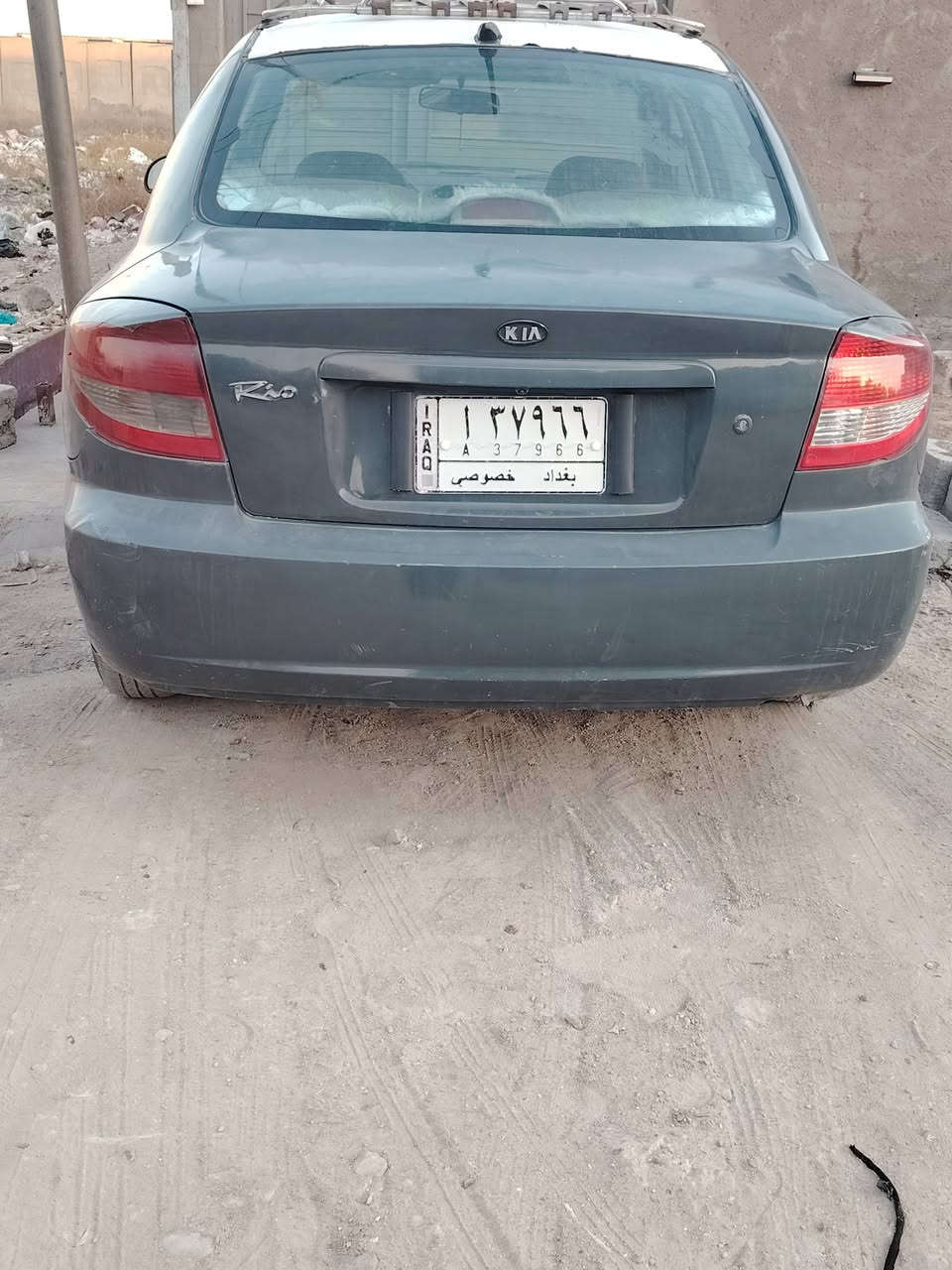 كيه ريو 2005سياره نضيفه ماشيه 130 كير أوتو بيهه الكير شويه بي صفنه ينزل من سعر السياره سعر الكير رايدهه 38مجال قليل ***********
