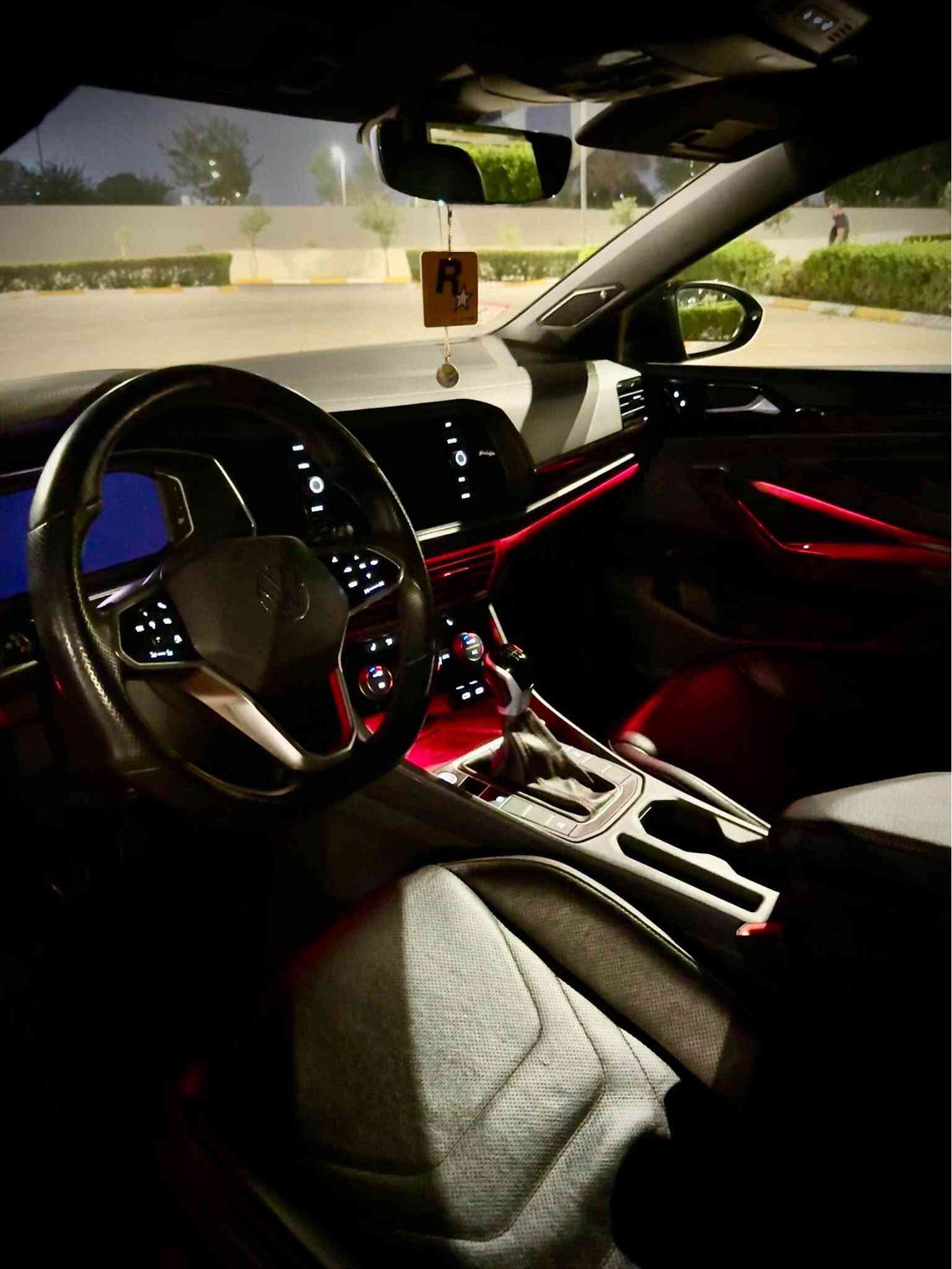 السلام علیکم
VW Jetta GLI2023
جوانی قوەت گەنجانە GLI نمونە لە جوانی 
بۆ فرۆشتن سیارەچی هەتابلئ ریکو پیکە تەقە رەقە گیر مەچینە کلاج و عینە پیش کامل کامل بیلادی هەموو هەموو شتیک بەشەرتە 23milهەزار رۆیە وەکو سبوغ نیو جاملغی پشتەوەی سبوغە یەک دەرکە بە بیلادی گۆرایە
پیش و پشت کەپس ئەرباگ بەس شان
قەپات قەپات مواسەفات بەس گیر عادی 
بۆ زانیاری زیاتر ***********
شوین هەولیر لە خزمەت داین🤍 أربيل, العراق
