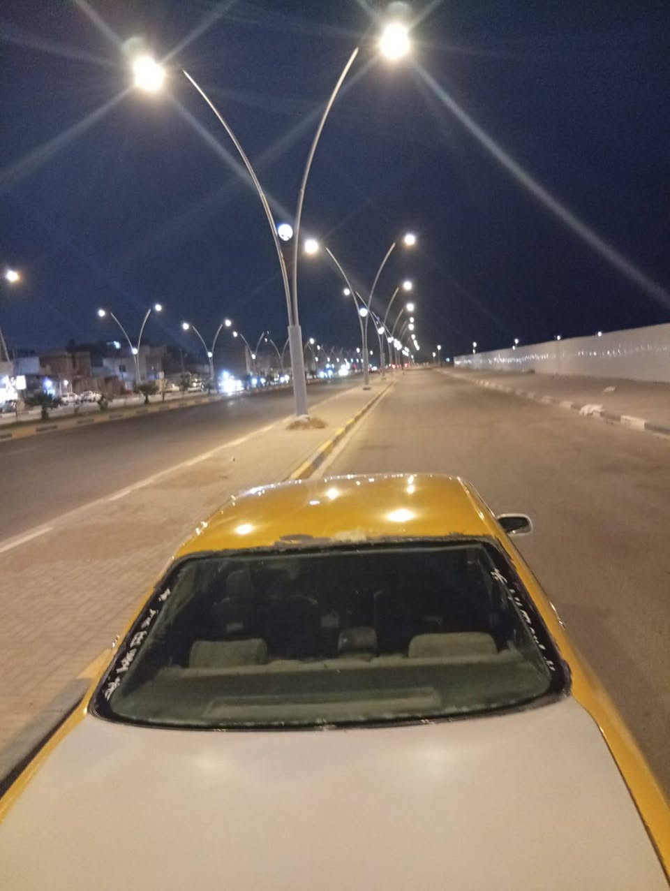 سياره بطه مكفوله قصه ونقل ماكينه وكير جدد حداديه نص ونص سياره حلوه راعيها ما واصله مكاني البصره قبله شكد 20 وبيها مجال مراوس اراوس ***********
