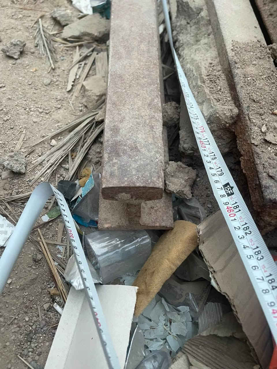 سلام عليكم شلمان ثقيل للبيع يفيد تكم وجسور عدد ٧. اقل طول٤ متر و٧٠ سم  الباقيات اطول منها عنواني بصره دير الشافي اطول وحده ٥ متر. سعر الوحده ٨٠ الف وأنه خادم رقمي ***********
