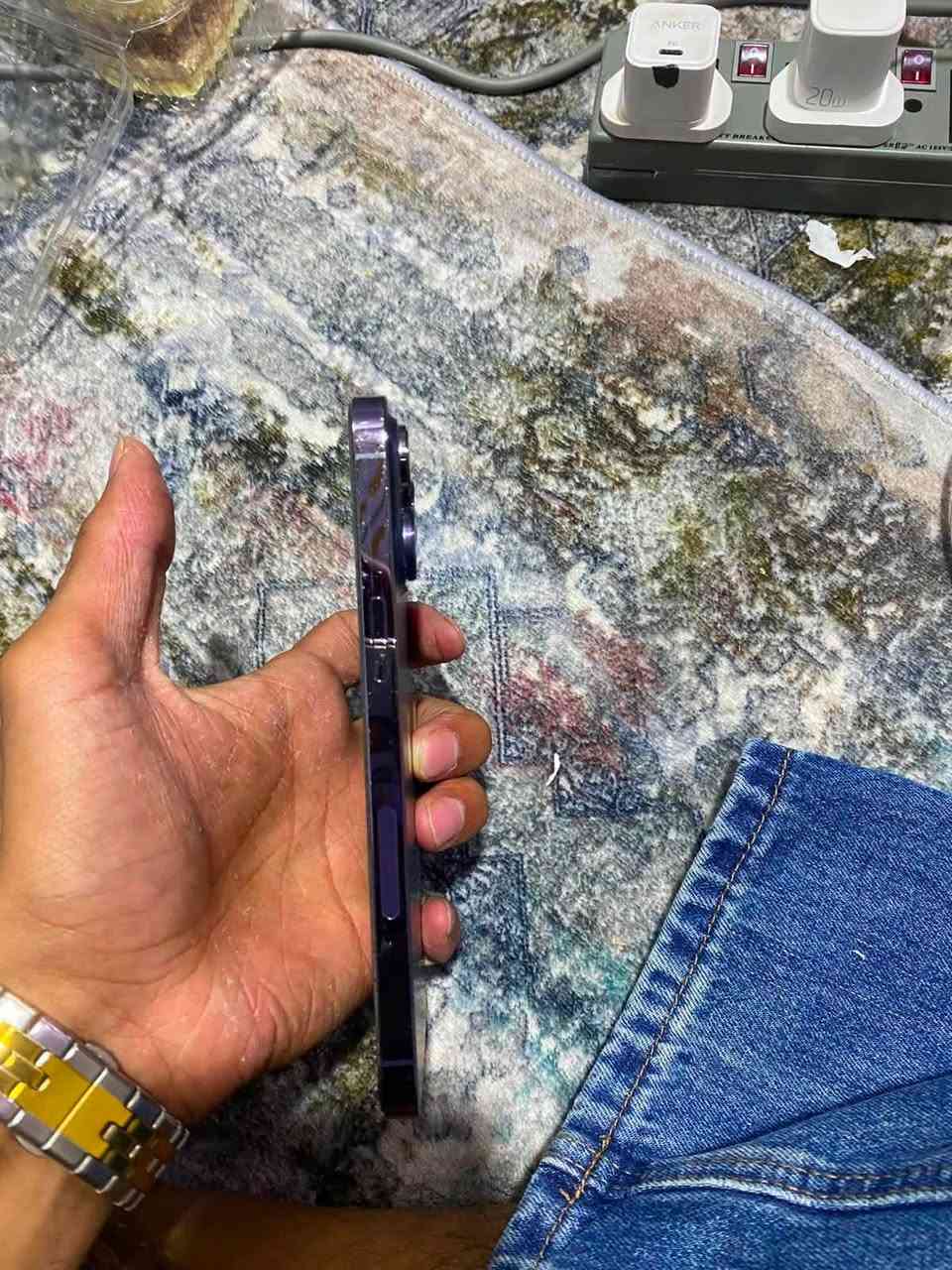 ايفون 14برو ماكس وتر برو مامفتوح بطاريه 85 مايصرف الجهاز شحنه يخبل +الجهاز ايسم جهاز امريكي  شريكه الاكترونيه السعر 750 قفل 
***********
