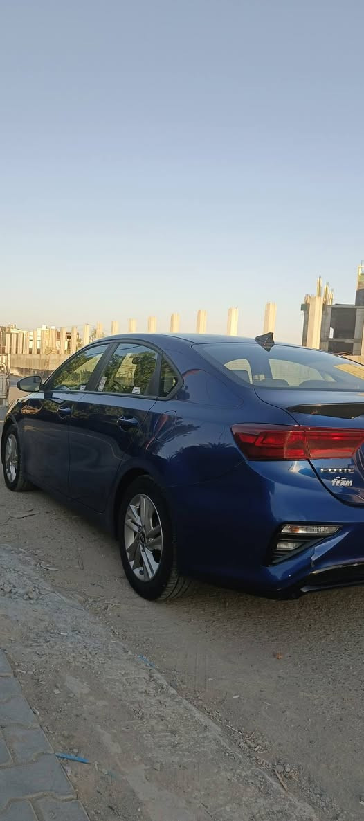 وارد امريكي ضررها بنيد ونفسه معمر
بااسمي كير مكينه خير من الله بدون دواخل
وبلعراق بيها بس باب مبدل 
مراوس بموديل اعلئ منها ٢٣ ٢٤ و انطي فرق نقد 
***********
