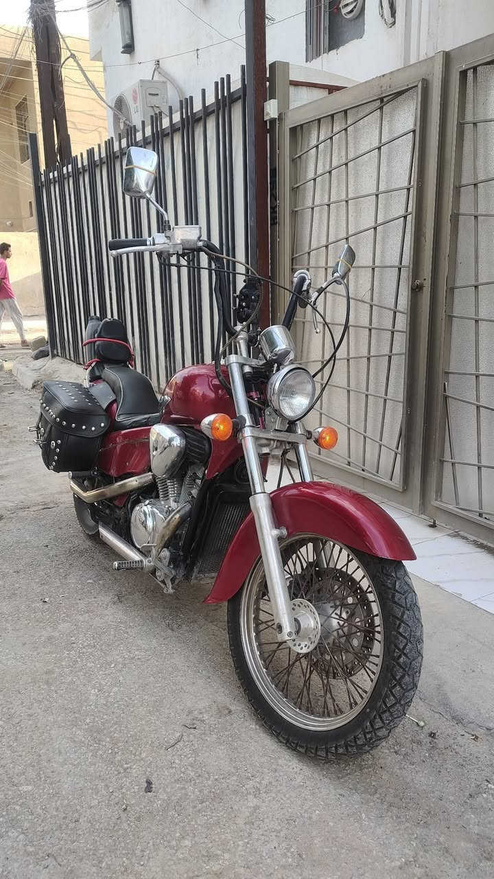 ستد 400
هارلي ستد 400cc 

*كير مكينه مكفولات*

تاير امامي جديد صارلي ٣ اسابيع شاده 

الخلفي نظيف قبل شهر 

ومنظف كابريتر صارلي اسبوعين

مبدل دهن اوكسادو اصلي قبل اسبوعين وباقي عندي نص لتر 

زنجيل وبلكات مبدله ويا تبديله الدهن 

كهرائيات مرتبة تشغيلة نص نكرة

يرادلها ترتيبات بسيطه الاشاير الخلفية ما مربوطه .

عداد السرعه يحتاجله قمجي 

وبريك امامي يحتاجله تنفيس

دوشمه 

السعر 1600 وبي مجال 

عنواني بغداد الدورة 

***********
