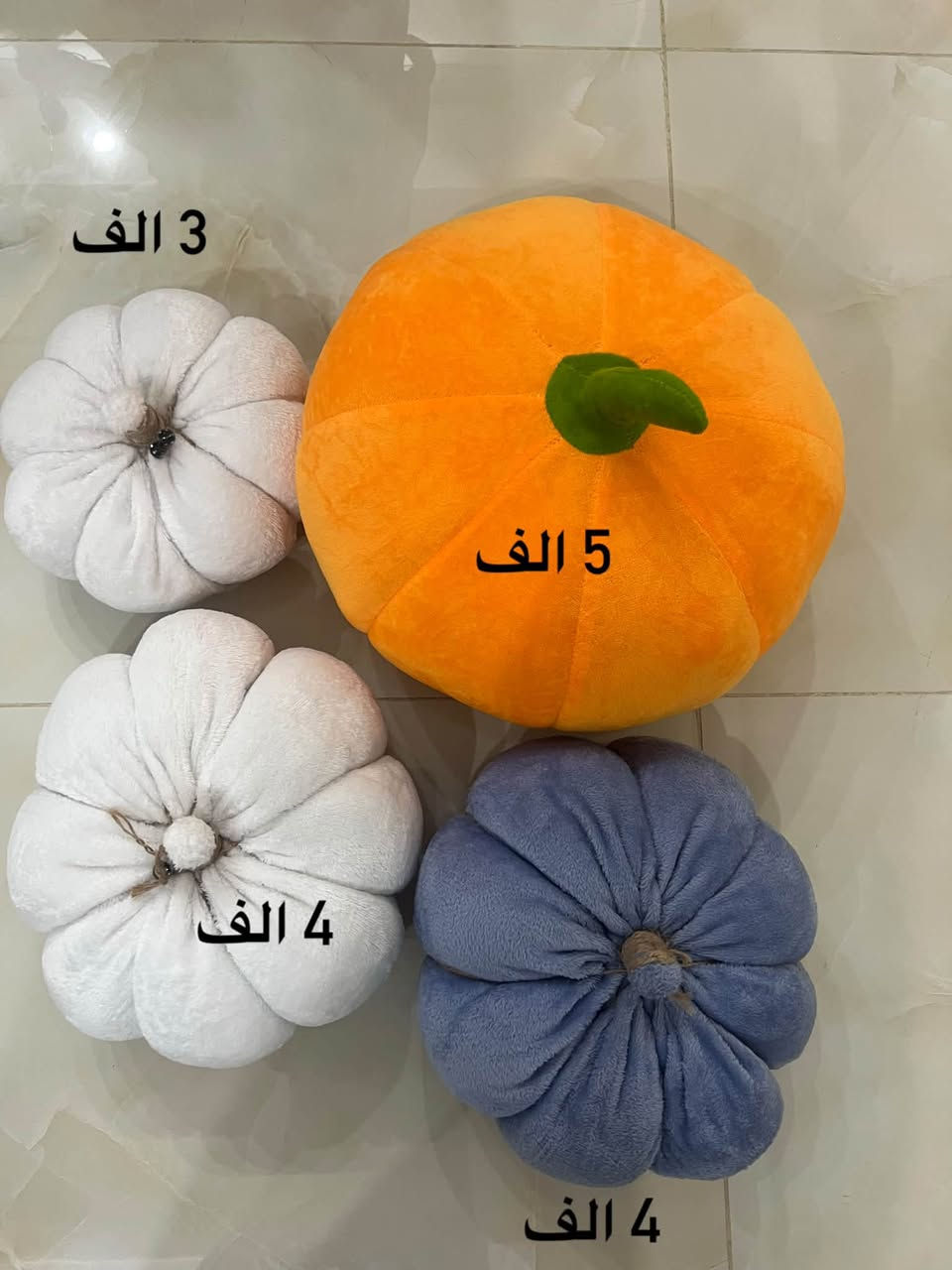 للبيع ….والاسعار ع الصور 
لتثبيت الحجز ع الخاص

نص مكتوب في الصور:
- 5 الف
- 10 الف
- 3 الف 5 الف 4 الف 4 الف
- 3 الف