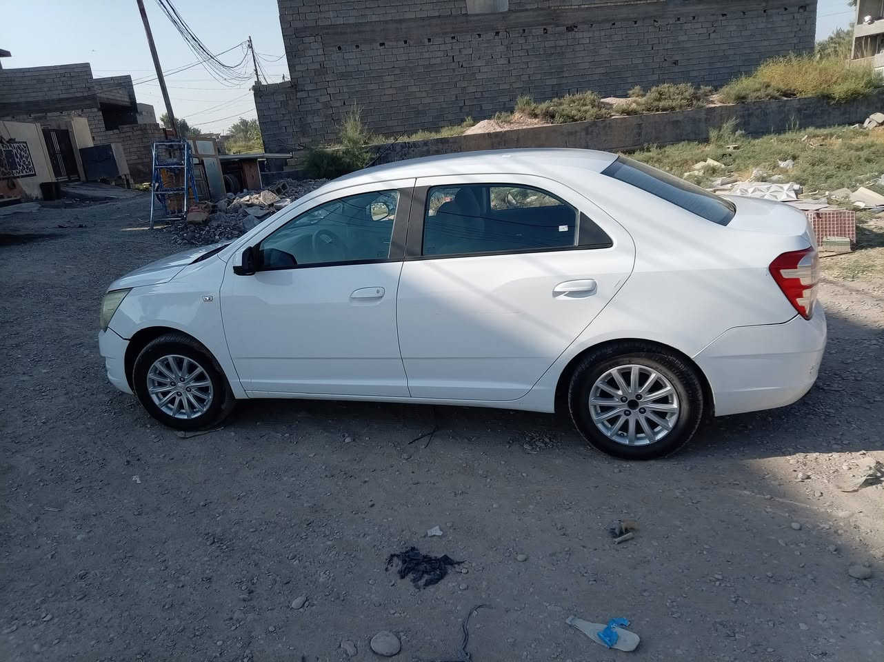 السلام عليكم شوفر ليت كولبت موديل 16 مكينه وكير مكفولات تبريد ثلج حداده جيده باتري جديد كامله مكمله  بيهه جاملغ ايمن امبدل وصبغ بل صندوق بيهه شخوط قليله رقم أربيل انكليزي سنويه جديده إلى حد 28 مكاني بعقوبه السعر 87 وبيه مجال قليل حك الجيه للاتصال بنا على الرقم *********** او راسلني واتساب ساب
