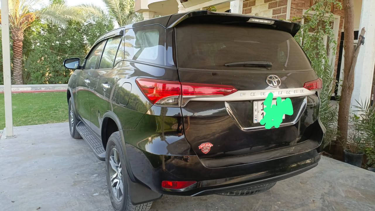 السلام عليكم 
سياره فورجنر للبيع موديل 23 خليجي 
كفاله عامه لا صبغ ولا تبديل لون اسود ملكي 
رقم بغداد باسمي تحويل ثاني 
محرك 2700 بلادي 
ماشيه 40الف 
مكان السياره بغداد 
سبعه راكب 
السياره جديده على وضع الشركه 
السعر 
ب198وبيهه مجال بسيط 
الاستفسار مراسله الصفحه 
او الاتصال على الرقم 
***********

