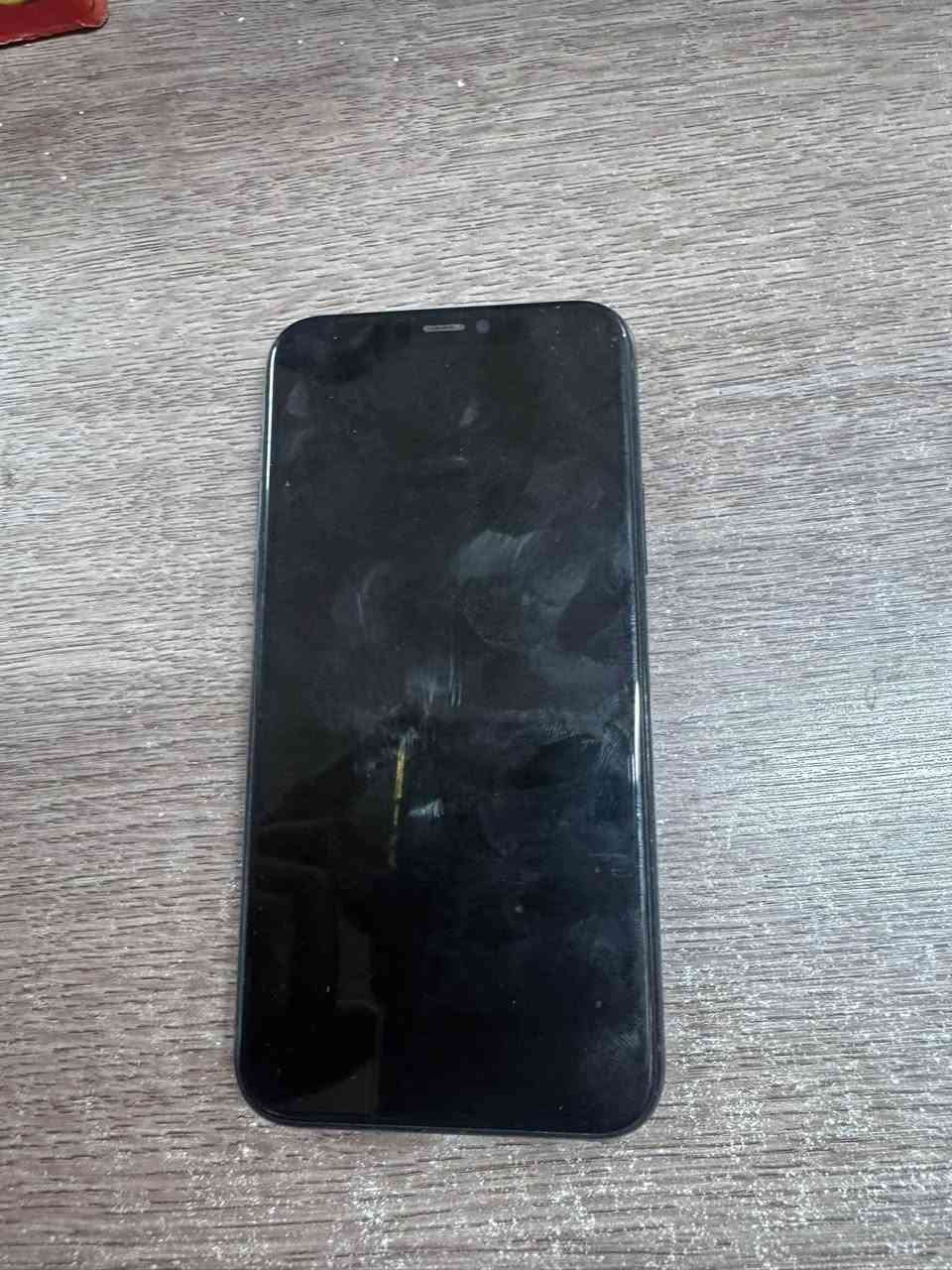 ايفون 11برو
جهاز نضيف ما مبدل بي اي قطعه 
سعره ٢٧٥ 
مكان بغداد الحسينيه 
***********
