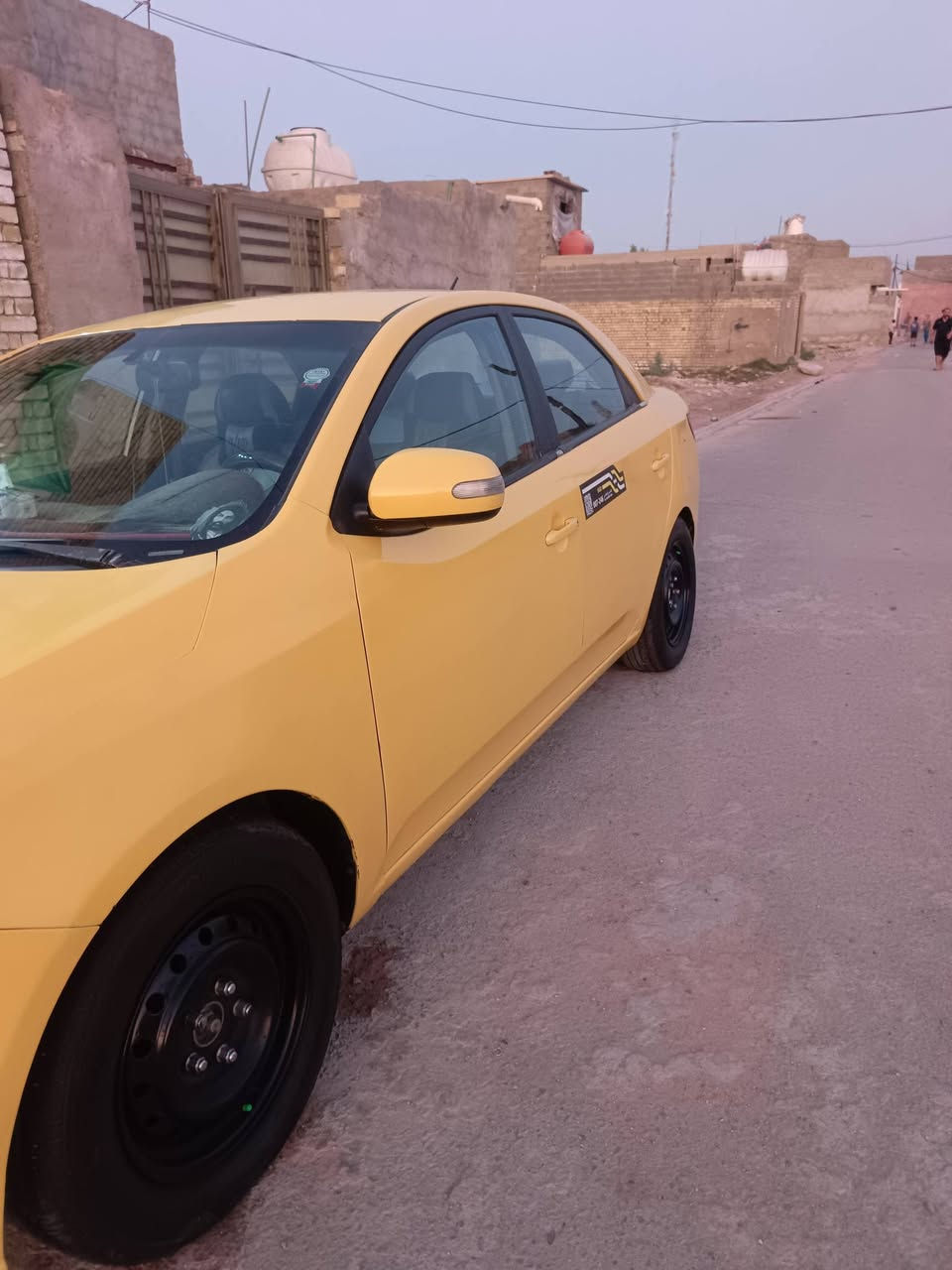 السلام عليكم موديل عشره بسمي الشراي يخابرني ويدلل مارد علا تعليق *********** قفلها ٧٢  السونر موجود حته لدوخ
