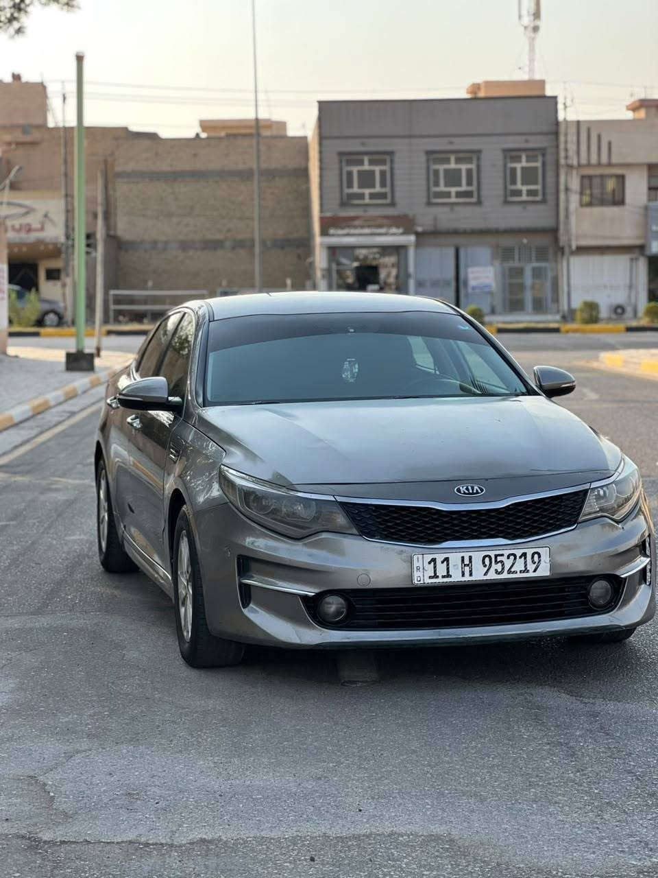 السلام عليكم
كيا اوبتما ماشيه 115

  رقم بغداد سنويه اورقم جديد تحويل مباشر

موديل 2018 وارد امريكي

مواصفات السيارة

 

كرسي كهرباء 

شاشة تدعم ابل كاربلي

تحكم استيرن 

رادار جانبي

رادار خلفي

 حساسات امامي خلفي 

لايت زنون 

اشار بلمري

ويل كب 

وبعد مواصفات معروفه 

تبريد ثلج ❄

محرك 2400  معلينه كازكيت 

كير مكفول 

استوني امسويلها ادامه دهن جديد 

حادث السياره بنيد فقط والسونار بلمنشور 

مكاني كربلاء سيف سعد 

***********
السعر 114 وبيها مجال
