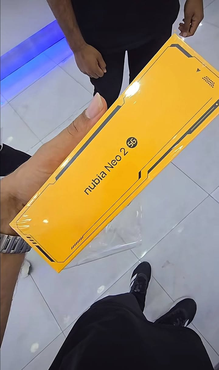 سلام عليكم جهاز للنبيع نوبيا نيو 2 5 g  جهاز كملات الملحقات مالته نظيف مستعل سبوع جديد بعده كرتونه ذاكره 256 كمرا تخبل تصوير مع شحنته الاصلي هتفون السعر 300 قفل لان صار عليه 350 الاتصال على رقم ***********
