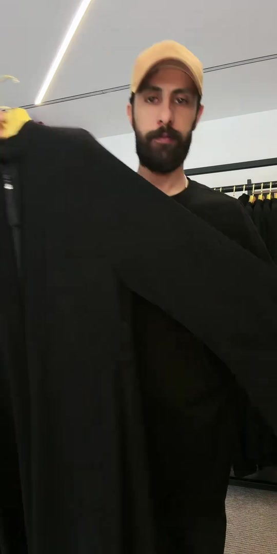 ملابس
