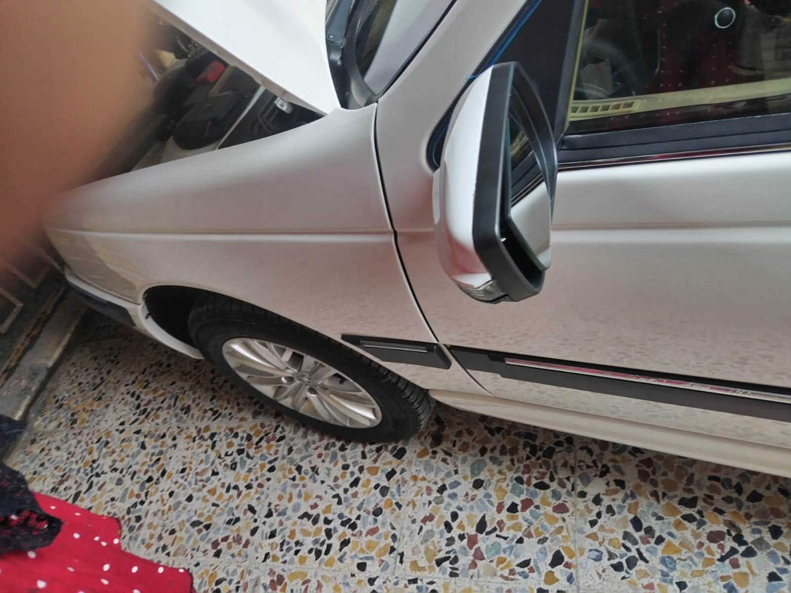 بابل زيرو • ٢٠٢٦ • ابيض