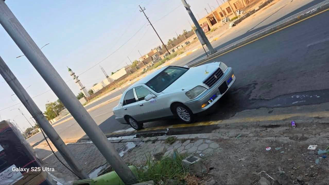 للبيع ملكه أدوات مكصوصه جنطه حداديه امامي وخلفي جديد تخم تايرات تبريد ثلج كهربائيات كلها شغاله مايعوزها اي شي محرك ديفور كبير سعرها 28 مكانها الضلوعيه ***********(مكلف بيها )
