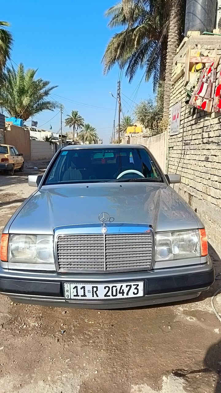 السلام عليكم مرسيدس دب E300 موديل 1991
سياره باسمي 

مواصفات فول

كير ومحرك مكفولات

مري تحكم كهرباء

اربع جامات كهرباء

تبريد ثلج

قواعد مكفوله

تنته طكتين

سنتر لوك

مقاعد كهربائيه

ترايك وين مايعجبك 

مكاني بغداد قرب مجمع بسمايه 

***********
