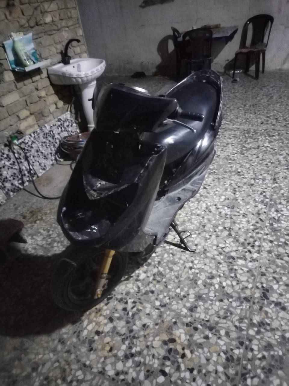 للبيع شكنس فحل نكرة سلف خير من الله ضفيرتهة تخبل بلادي مكينة بلادي عوزهة كفرات مكينة قطعتين بس  و فيلسة مكينة تخبل حلوة معدل يخبل بغداد عبيدي سعر ٣٥٠ بيهة مجال ***********   حك جيتك بيهة دراجة مالعب حلوة
