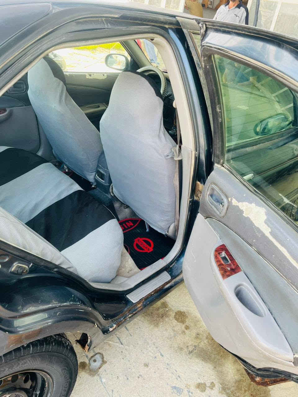 السلام عليكم للبيع نيسان سني موديل ٢٠٠٠ كير مكينه نضاف رقم بابل تحويل ثاني يوم السعر ٣٠ وبيها مجال بسيط مكاني بابل النيل ***********
