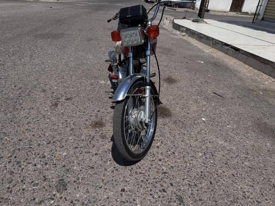 دراجه اوراقهه ضايعه سعر 700الف ***********
