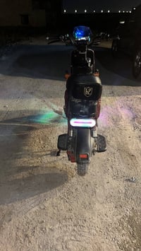دراجه شحن  ار 9 للبيع نضافه فول  بطاريات  نضيفه الرقم 07779925926  است...