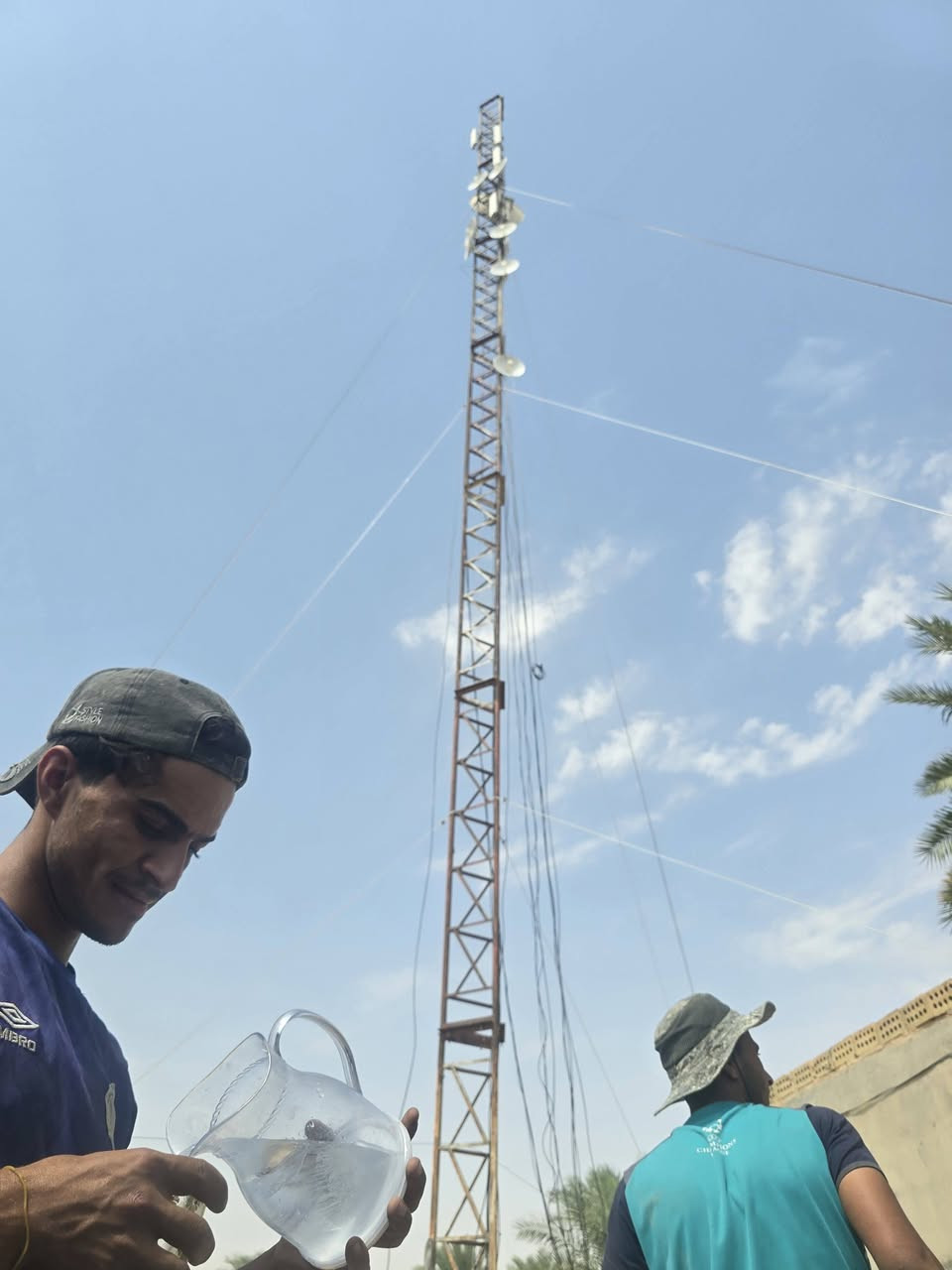 تم نصب ١٨ وصيانه عده ابراج كربلاء عين التمر.
***********
علاء
