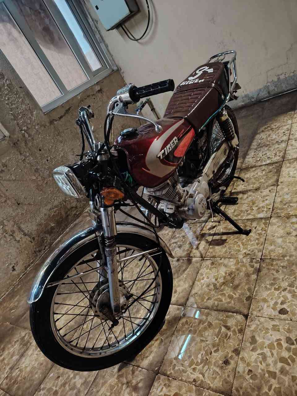 بارت • مكينة خرسة • ٢٠١٥