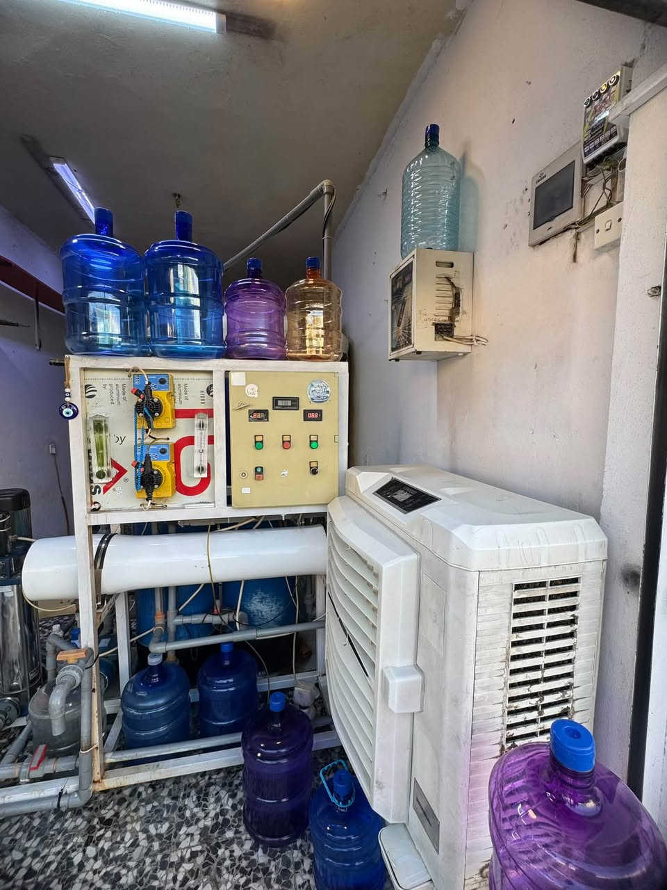 للبيع محطة تصفية مياه Ro
محطة تنتج 1000 لتر في الساعة 

محطة بحالة ممتازة 100‎%‎ 

ممبرين نظيف 

ابطالة كبار الازرق نظيف 

ملوحة ممتازة 

تانكيات سعة 5 الاف لتر عدد 2 نظيف 100‎%‎ 

ماطورات كله ايطالي اصلي وع فحص 

البورد ممتاز 

كهربائيات ممتازة 

تبديل فلاتر كل 15 يوم 

السعر 3 ملاين ونصف وبيها مجال بسيط 

العنوان بغداد الشعب 

***********
