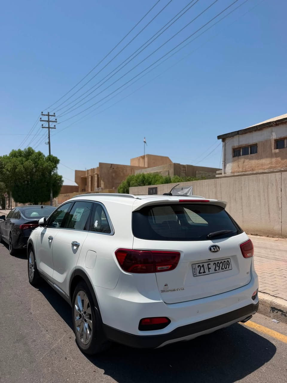 السلام عليكم
سورنتو ٢٠١٩ خليجي فول مواصفات
بيها صبغ بسيط بلبنيد باقي كفالة حتى من البارد
 سيارة جديدة باكيت
رقم سليمانية باسمي 
٦ سلندر ٧ راكب ٣ قطع تبريد سايد بريك بصمة
بانوراما مواصافت فول سيارة
السعر ٢٢٥ بيها مجال

‭***********‬
