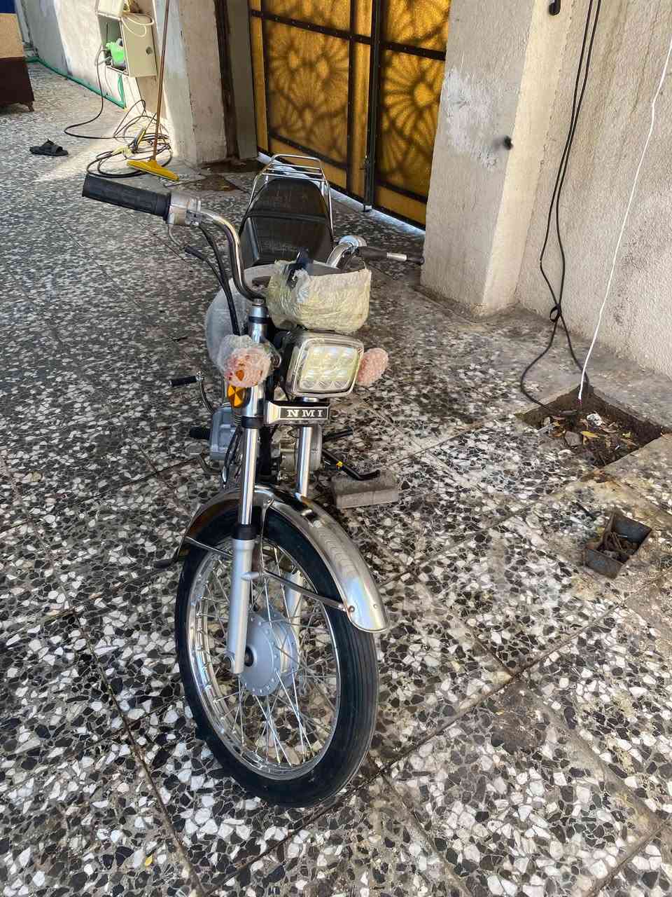 لبيع أدوات 500وبيه مجال قليل لتواصل ***********ما سنجر موجود
