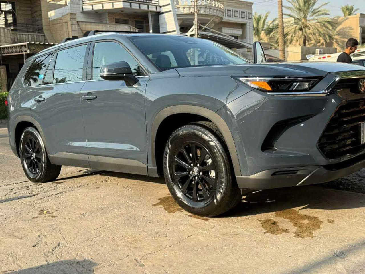 🚗 🚗 تويوتا كراند هايلاندر | موديل 2024 | فئة XLE Hybrid 🔋✨

قوة الهايبرد، رحابة الـ7 ركاب، والرفاهية الحقيقية… سيارة تجمع الأداء والاقتصاد والفخامة في آنٍ واحد.

🔹 محرك 2500 سي سي هايبرد ⚙️
🔹 نظام دفع رباعي (4WD) 🚙
🔹 تشغيل بصمة 🔑
🔹 7 ركاب 👨‍👩‍👧‍👦
🔹 3 مناطق تبريد ❄️
🔹 شاشة أصلية + كاميرا 360° 📺📸
🔹 مقاعد جلد – مقعدان كهربائيان 🛋️
🔹 شاحن لاسلكي 📱
🔹 هاند بريك إلكتروني + Auto Hold 🅿️
🔹 فتحات تكييف خلفية 🌬️
🔹 باب صندوق كهربائي ⚡

📌 ملاحظات السيارة:
✅ صور الحادث مرفقة مع الإعلان.
✅ صبغ ربع الدعامية والدعامية الأصلية موجودة.
✅ يوجد تصليح بسيط في التكمة الخلفية بحجم الشخط فقط، وموضح بالصور.

🛣️ الممشى: 57 ألف ميل
🏙️ رقم بغداد الجديد

💰 للسعر اكتب “تم” ويصلك خاص 📩

📞 للتواصل: ***********
