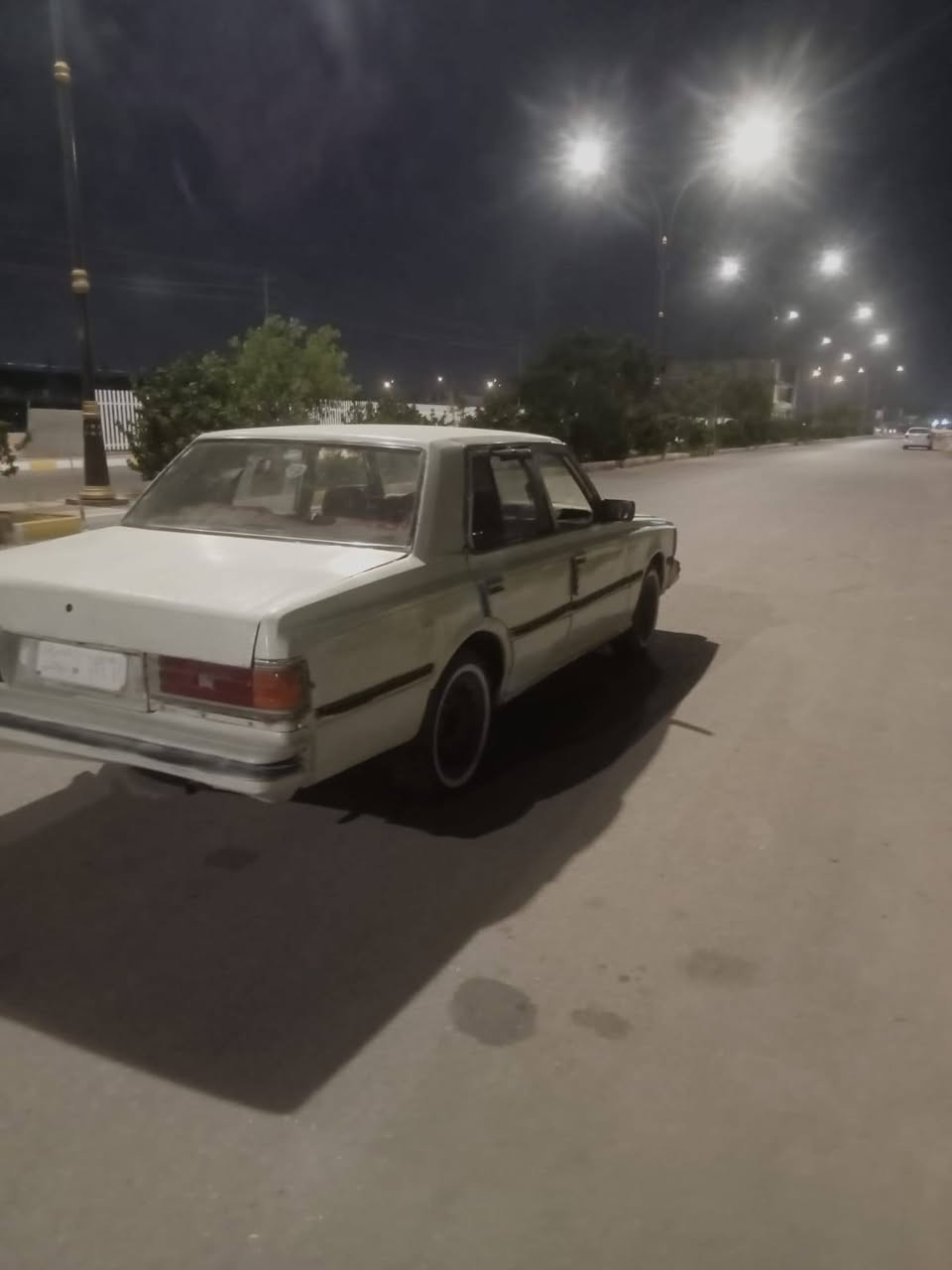 سوبر 82 سياره جاهزه مكينه وكير وحداديه وتخم تاير وكهربائيات مكان سياره ناصريه السعر 12 وبي مجال بسيط الاستفسار ع رقم ***********
