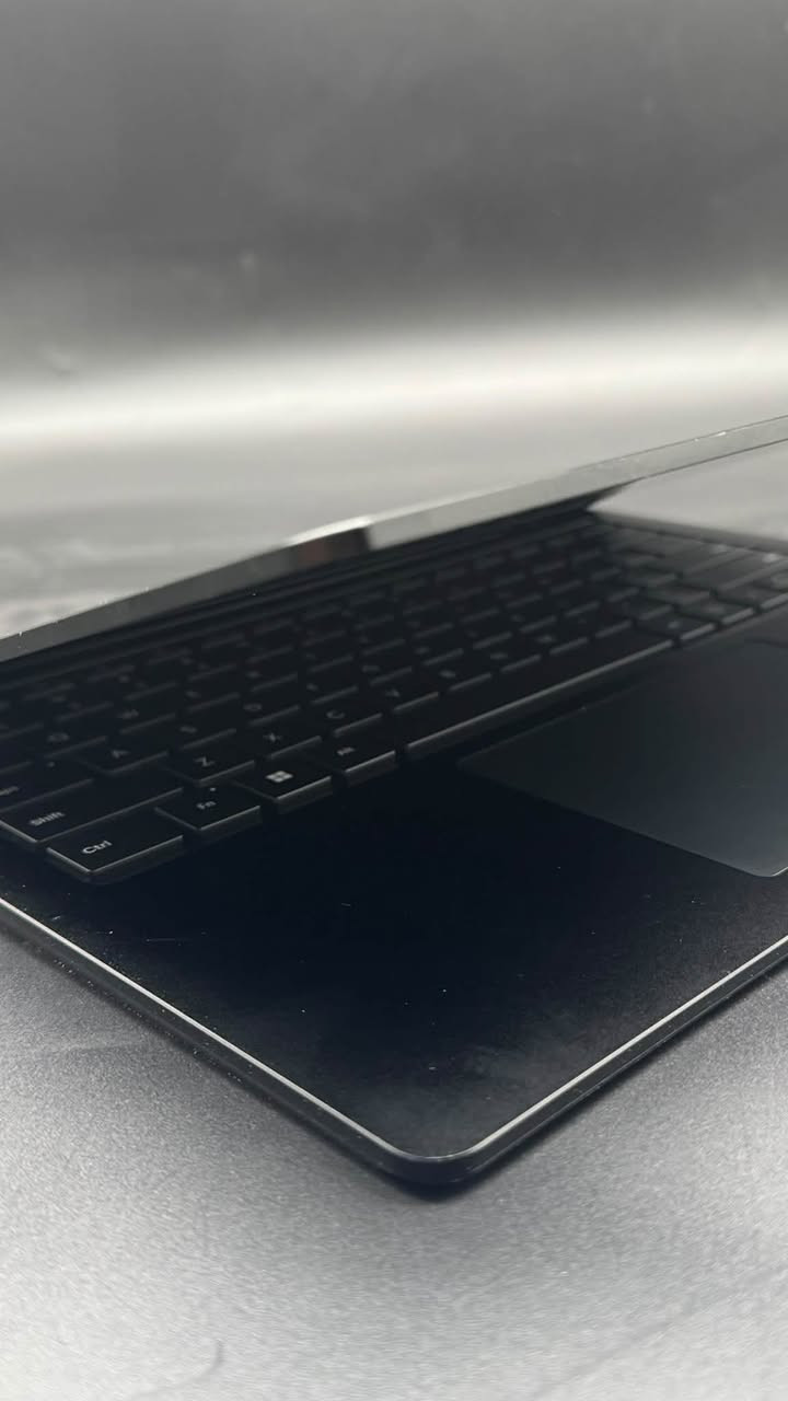 سيرفس لابتوب • i7 جيل ١٢ • شاشة لمس