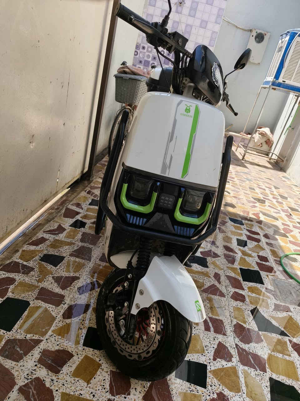 @إشارة ماطور شحن نوع اوباما اربع نمرات كلو شغال شرط بي نضام رجوع لخلف حيل حلو مرتب السعر 600بي مجال قليل ***********كورك ‏‪***********‬‏اسيا
