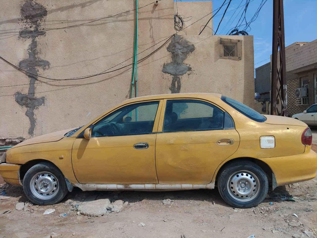 كيا سيفه موديل 2000 رقمه نجف راعيه موجود بالنجف  المحرك والكير جديد مال كيا كبتل. اذا اكو مراوس بسياره خصوصي. اني ادفع فرق للاستفسار الاتصال على الأرقام التاليه 
***********
***********

نص مكتوب في الصور:
- رقم نجف