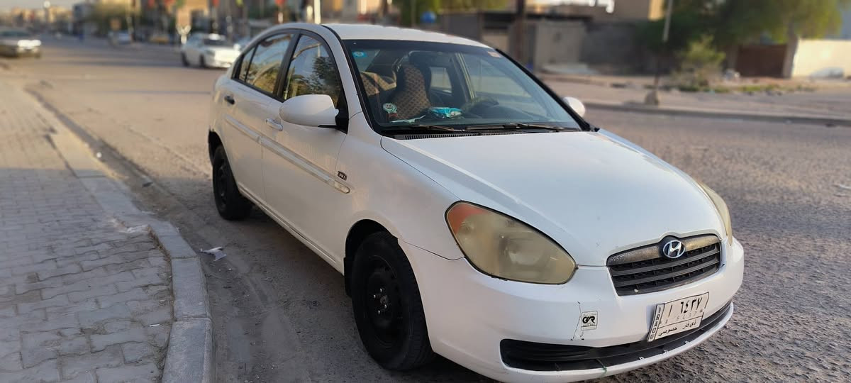 اكسنت موديل 2007 سيارة جدا نظيفه من البيت للدوام لا ضربه. لاشي خير من رب العالمين السعر 75
***********
