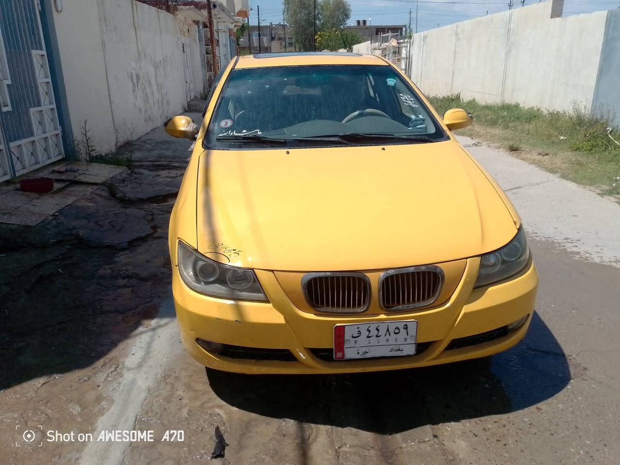 سيارة ليفان موديل 2011
محرك وكير كورلا توماتيك هيئة ومرور صفر 
السعر 35$
***********
***********
