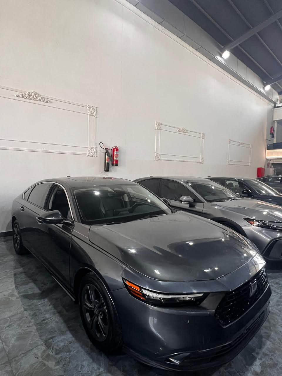 🚘 Honda Accord Hybrid EX-L 2024
هوندا اکورد هایبرید ٢٠٢٤ EXL
 دخول جديد 
سیارە مواصفات اقل من التورنك 
🔹 موديل 2024
🔹 فئة EX-L Hybrid
🔹 محرك 2.0L Hybrid
🔹 قير e-CVT أوتوماتيك
🔹 دفع أمامي FWD
🔹 بها 5 قطع كلير أمريكا 🇺🇸
🔹 بدون دواخل
🔹 سيارة نظيفة
🔹 تگدر تترقم اقلیم 
🔹 رقم الشاصي (VIN): 1HGCY2F64RA027188

📍 موقع السيارة: دهوك

📞 للمزيد من المعلومات والتفاصيل، تواصل معنا.
***********-***********
