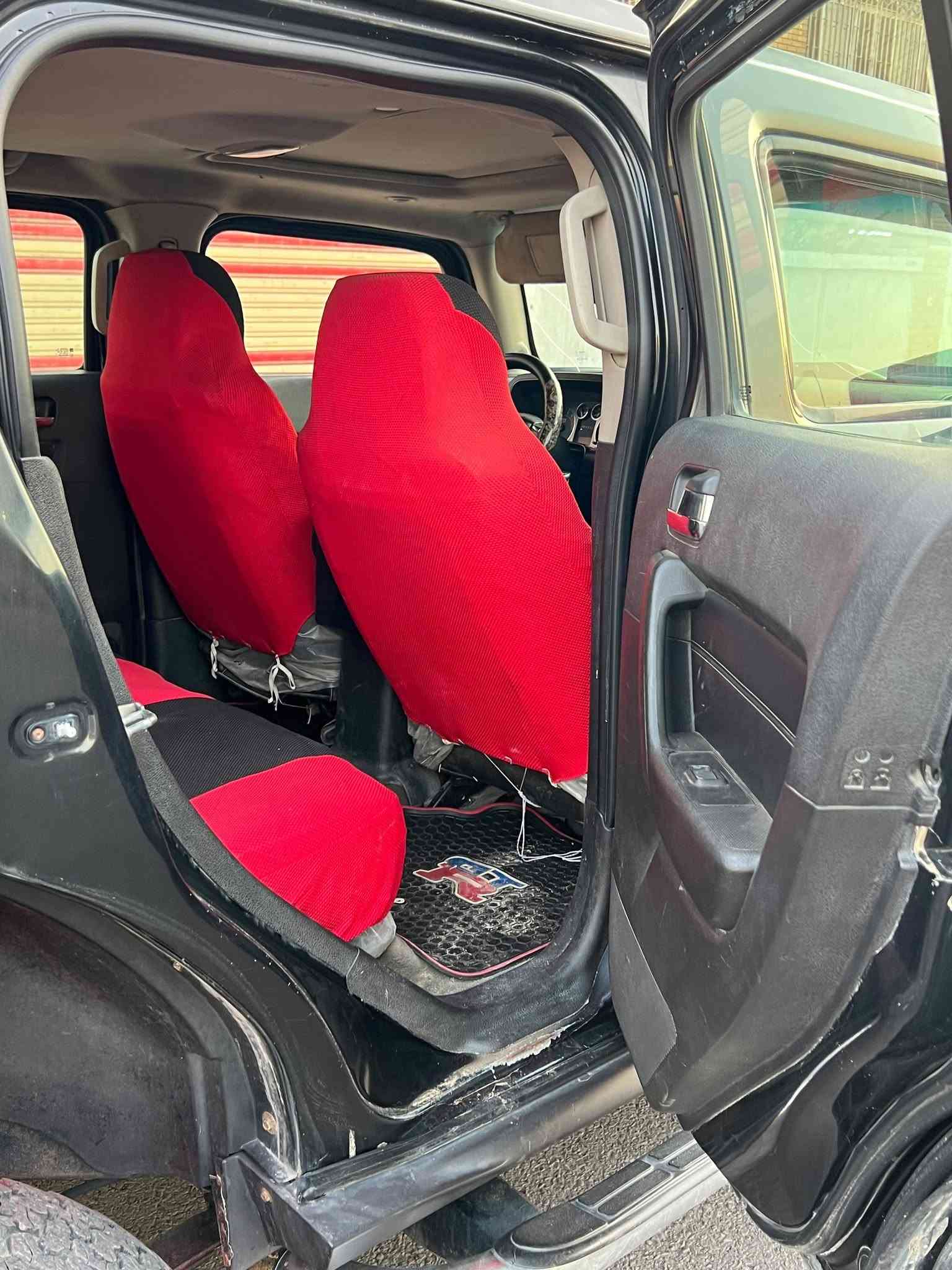السلام عليكم مكلف بل نشر 

همر أچ 3 | 2008 Hummer h3

وارد امريكي لون اسود رقم بغداد بأسمي سنويه

كير محرك بلاد خير من الله مروحة كهرباء ⚡

فول مواصفات سلايد روف كشنات كهرباء شاشه 

سيارة جاهزة والحمد لله

{السعر 88$ ورقة} السياره نضيفه وبل عافيه عل ياخذه 🌹

التواصل        ***********
