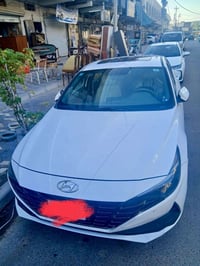 النترا خليجي ابيض موديل ٢٢ بغدادمحرك2000 بأسمي مكفول من الصبغ والتبديل...