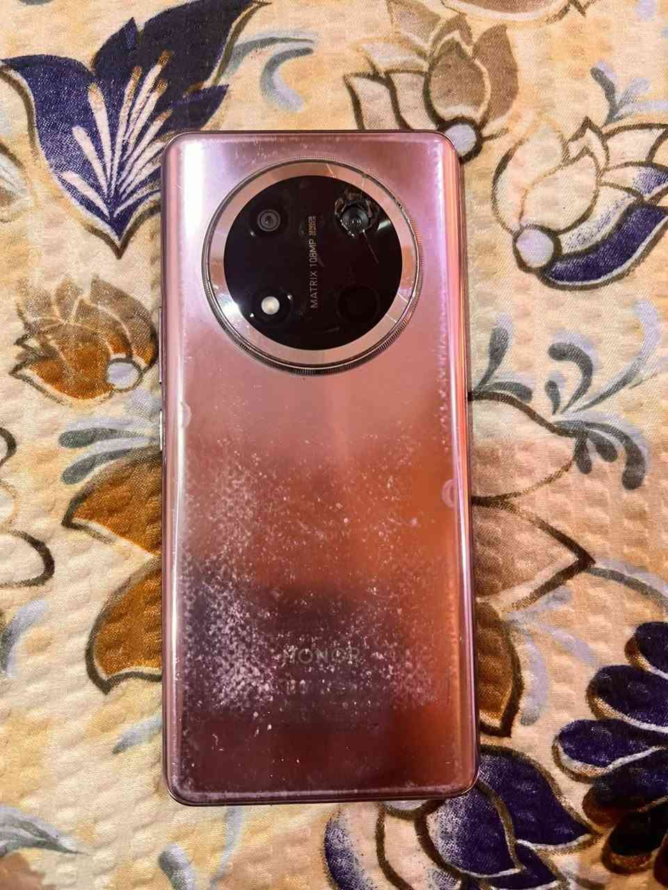 إسلام عليكم هونر اكس 9 سي رام12 ذاكره 256 بي شرك بل جام مال الشاشه وكسر بل جام مال الكامره لل بيع السعر 250 قفل الإتصال ***********
