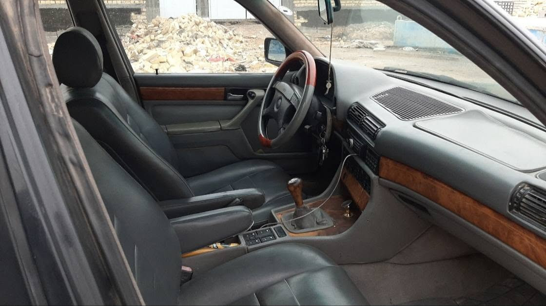 السلام عليكم
Bmw فقط للبيع
بي ام 730 محرك ثمانية سلندر
سيارة حلوة و كاعدة
تبريد شرط
سلايد
حماوة نص ثابتة شتا و صيف
حدادية نظيفة
تايرات نظيفة
سيارة جاهزة
ترايك وين ما تريد من البصرة لدهوك
كير عادي
السيارة بيهة جراد تحتاج صبغ
تحويل ثاني يوم
سعر 42 و بي مجال 

اتصال او واتساب
***********
