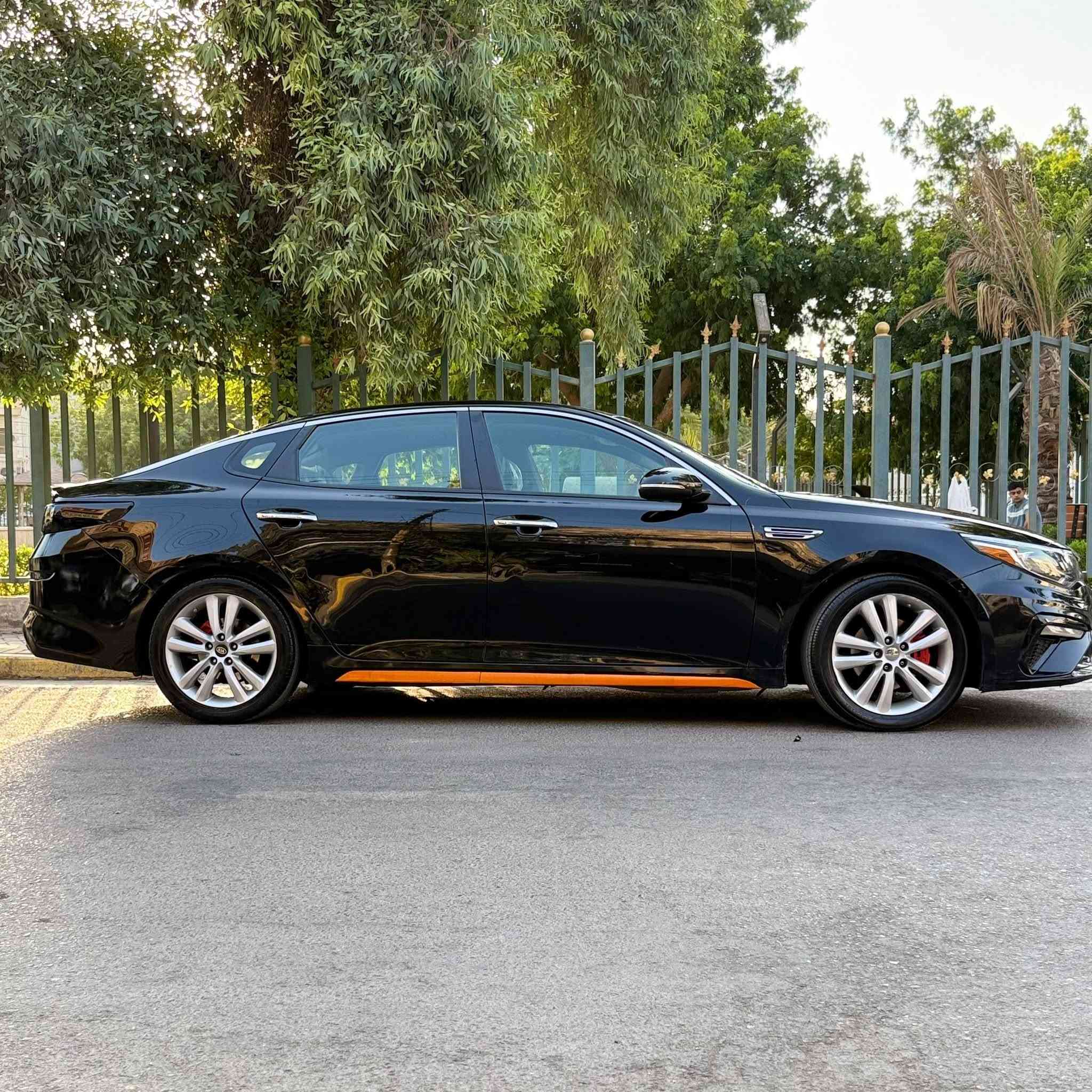 كيا اوبتما (KIA OPTIMA ) 2019 فئة S
رقم أربيل الجديد هزه وسنويه جديده تحويل او وكاله ثاني يوم ماشيه 49 الف mi فقط سياره على إيد وحده استخدام شخصي 
مكينه GDI 2400 كفاله من الفتح والتبخير والتنقيص ولا دوانز بشرط كير بحاله الوكاله تبريد ثلج صدر امامي خلفي جديد السياره بدون نقص كامله من كل النواحي 

حادث امريكا فقط جاملغ خلفي وباب رش ليبل واحد بدون تبديل بچم كبس بدون ايرباك حتى الدعاميه الاماميه ما مفتوحه بشرط بدون حالوب بدون جراد شرط الفحص صور السونار بلمنشور 

مواصفات السياره فول للأخير عدا الفتحه 
- فول تحكم ستيرن
- بصمه تشغيل و صندوق و ابواب 
- شاشة كبيره تدعم نظام كار بلي 
- كشنات جلد اسود تحكم كهرباء 
- اشاير مري واناره ترحيب بليدات 
- لايت لد و كشافات إماميه و بك لايت الs لد 
- دبل كزوز رياضي 
- تبريد منفصل 
- رادار امامي وخلفي 
- ثلاثه أنظمة قياده ( ico  sport comfort )
- نظام النقطه العمياء بلمري
- أربعه حساس خلفي
- كامره خلفيه دواره
- نظام تحديد مسار
- نظام مانع انزلاق
- نظام مثبت سرعه
باقي المواصفات المعروفه

مكاني بغداد - السيدية
السعر 120 ورقه وبيه مجال للشراي 
*********** واتساب او اتصال
