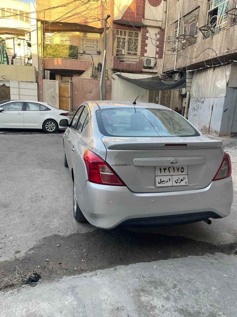 نيسان سني هندي موديل ١٩ ماشيه ٩٨ حقيقي بيها جاملغ خلفي صبغ وهاي بل باب بعدها عله وضعها سعرها ٨٩ بي مجال قليل رقمي ***********
