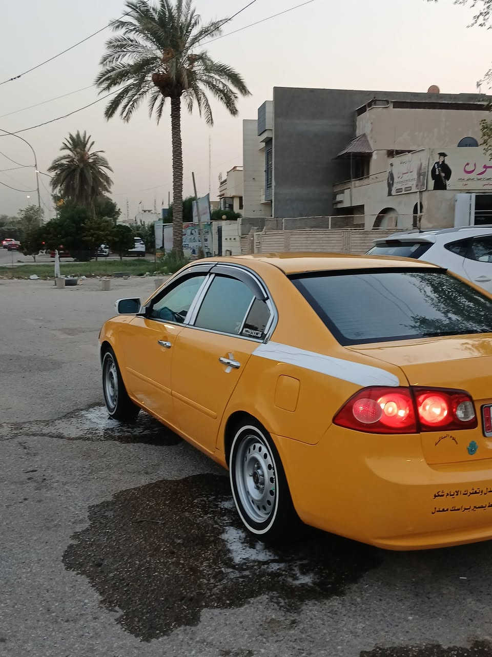 سلام عليكم
أوبتما 
2008
رقم ذيقار شرط تحويل 
مكينه او كير جديده كفاله من تنقيص وتبخير  
منضومه تبريد كله جديد 
تخم تاير 
صبغه جديده 
منضومه زنون 
ضرر جاملغ خلفي بدون دواخل مكان سياره حله شوملي *********** التصال فقط خاص ماارد
