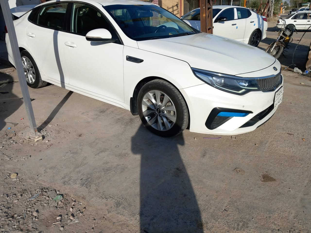 اوبتما 2019 
وارد خليجي رقم اربيل 
الموصفات 
محرك 2000 ما مفتوح
 تبريد قطعتين
 شفتات استيرن + تحكمات جهتين 
حساس امامي خلفي 
بيه صبغ 3 قطع بدون ضرر داخلي 
السياره جاهزه من كلشي عارضها ب 143 وبيه مجال بسيط 
العنوان واسط نعمانيه 
موبايل ***********
***********
